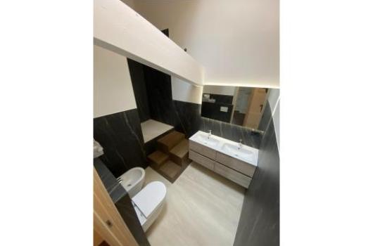 bagno primo piano