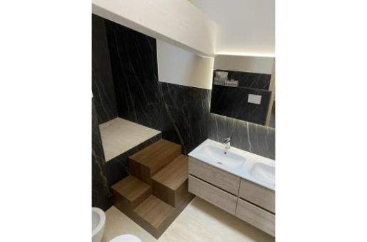bagno primo piano
